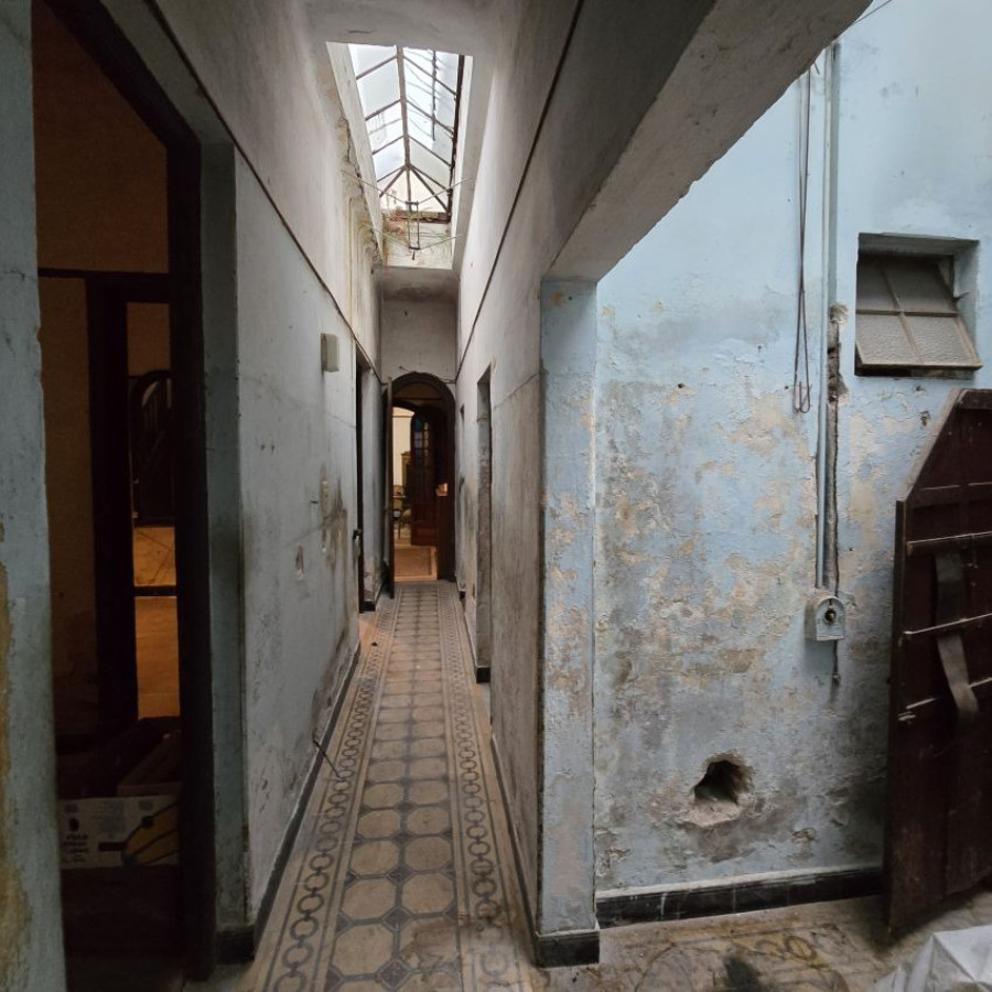 Casa ID.208 - Venta casa a reciclar, 2 dormitorios, 3 baños Pocitos