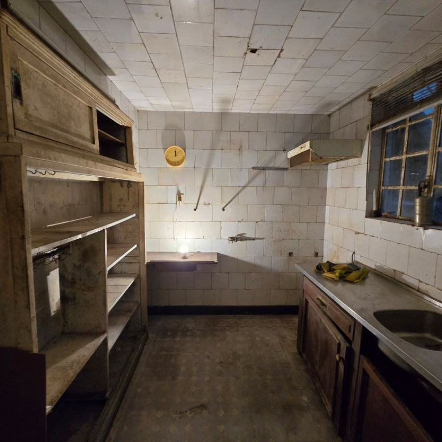 Casa ID.208 - Venta casa a reciclar, 2 dormitorios, 3 baños Pocitos