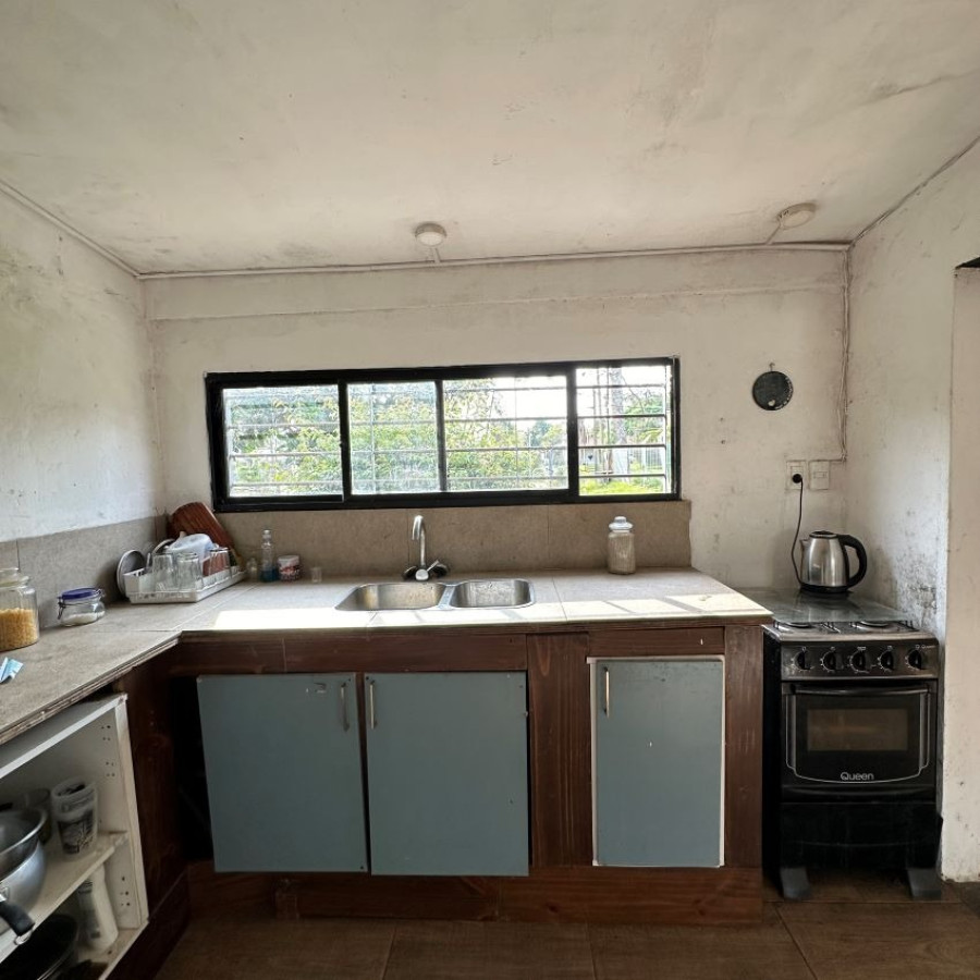 Casa ID.28 - Venta Casa gran terreno Ciudad De La Costa 1 Dormitorio, Cochera Y Terreno De 900 Mts2