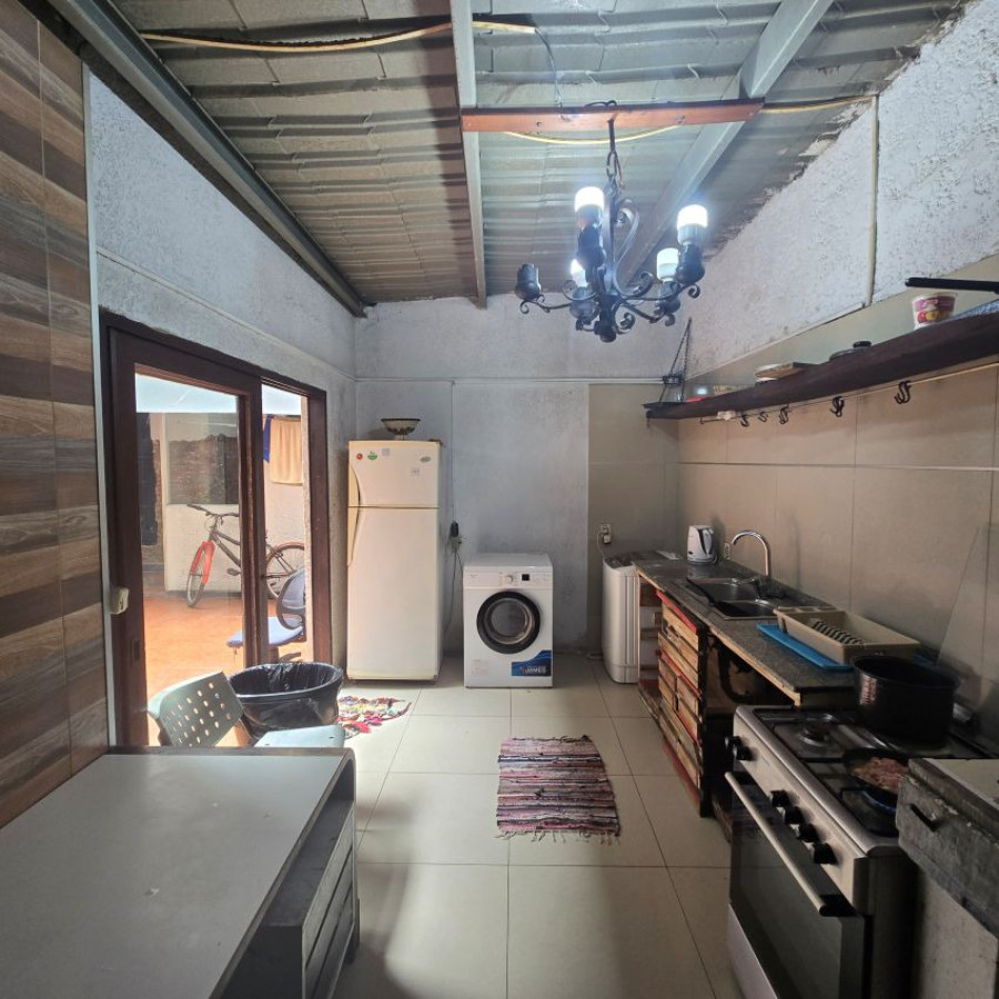 Casa ID.114 - Venta casa PH en el Centro 17 dormitorios y 3 baños.