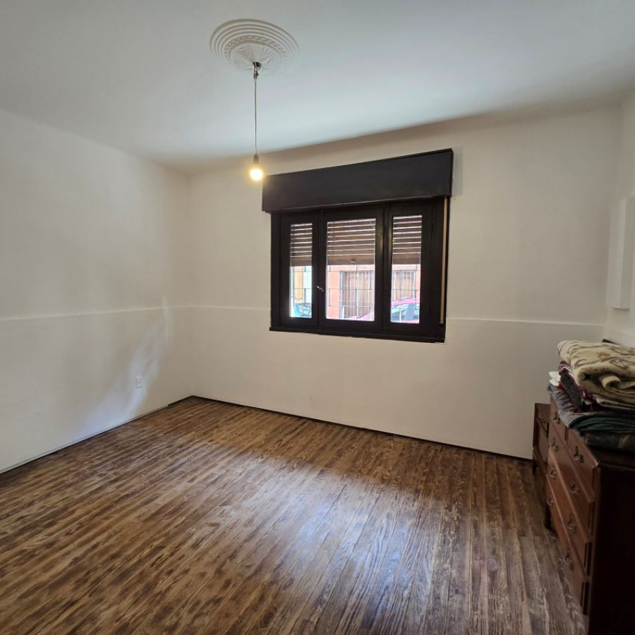 Casa ID.100 - Venta casa Barrio Sur 3 dormitorios y parrillero.
