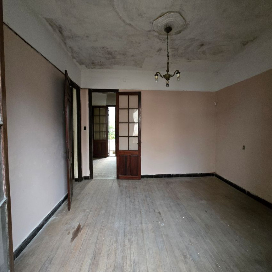 Casa ID.208 - Venta casa a reciclar, 2 dormitorios, 3 baños Pocitos