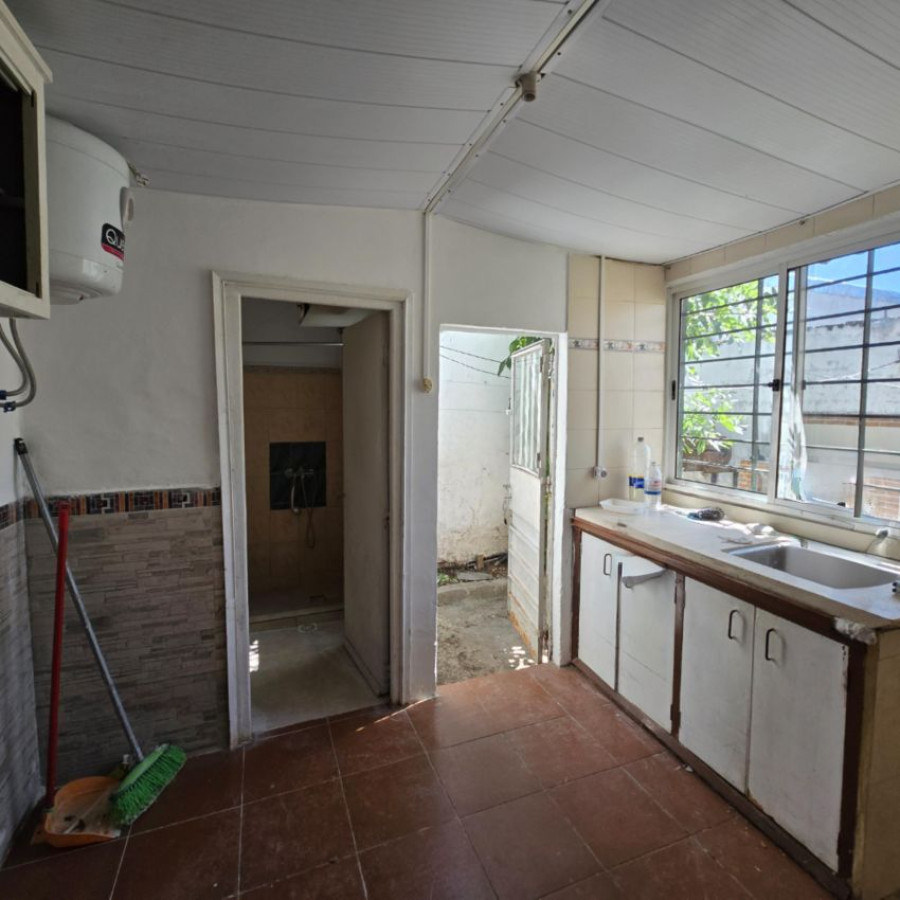 Casa ID.46 - Venta casa en Malvin Norte 1 dormitorio con patio.