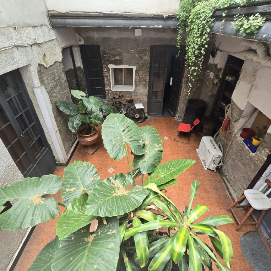 Casa ID.114 - Venta casa PH en el Centro 17 dormitorios y 3 baños.