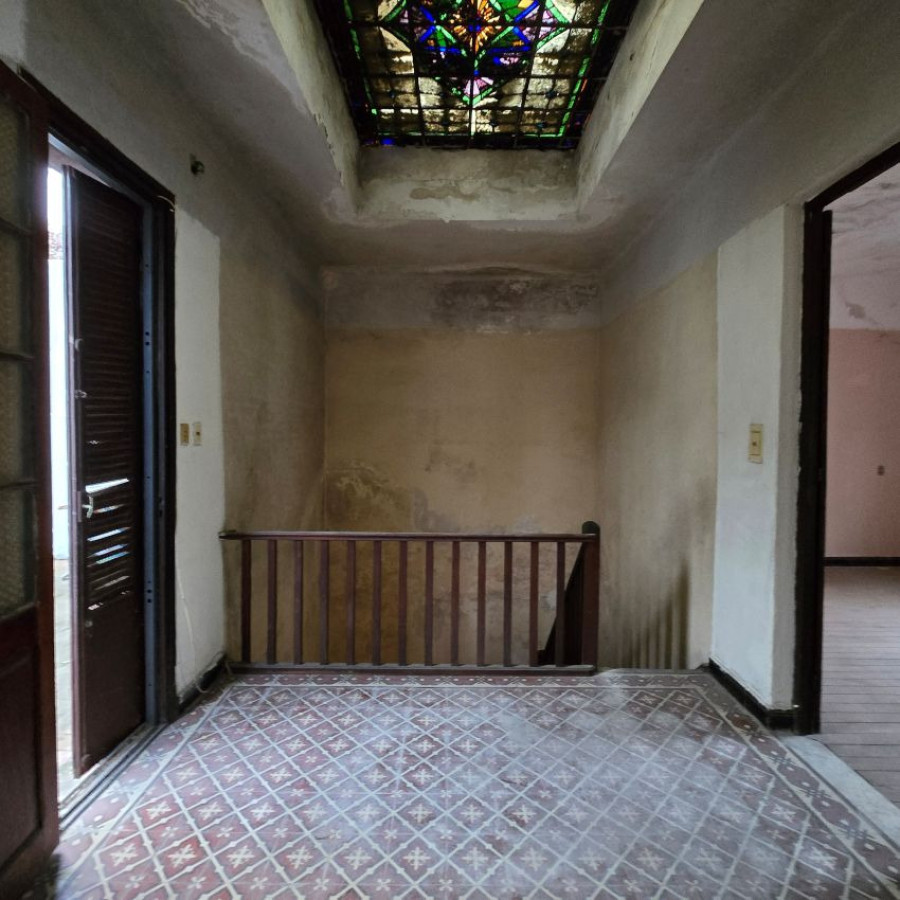 Casa ID.208 - Venta casa a reciclar, 2 dormitorios, 3 baños Pocitos