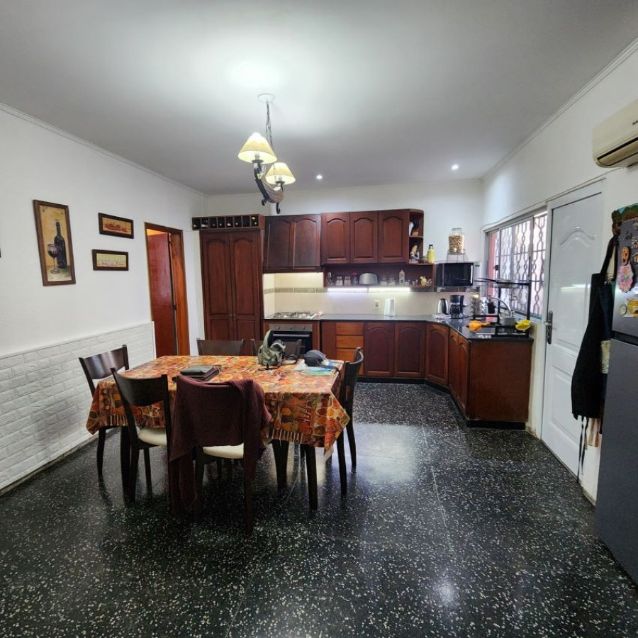 Casa ID.12 - Venta Casa Con Taller En La Unión Ideal Empresa, Familia O Para Proyecto Inmobiliario.