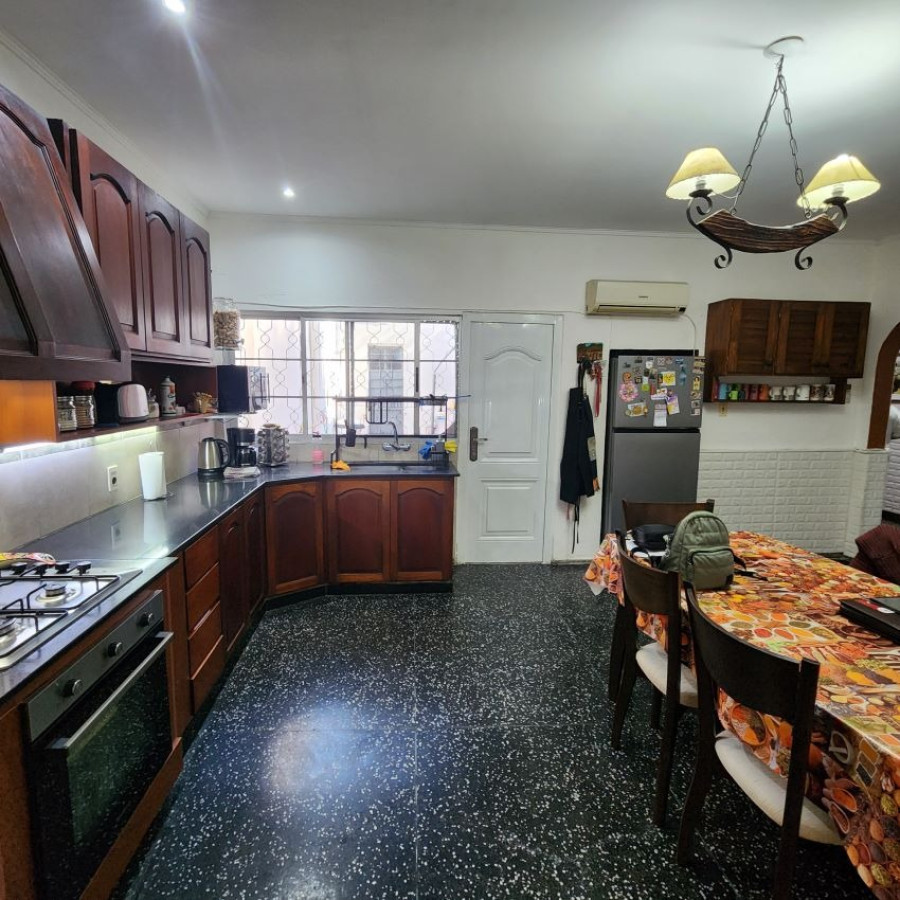 Casa ID.12 - Venta Casa Con Taller En La Unión Ideal Empresa, Familia O Para Proyecto Inmobiliario.