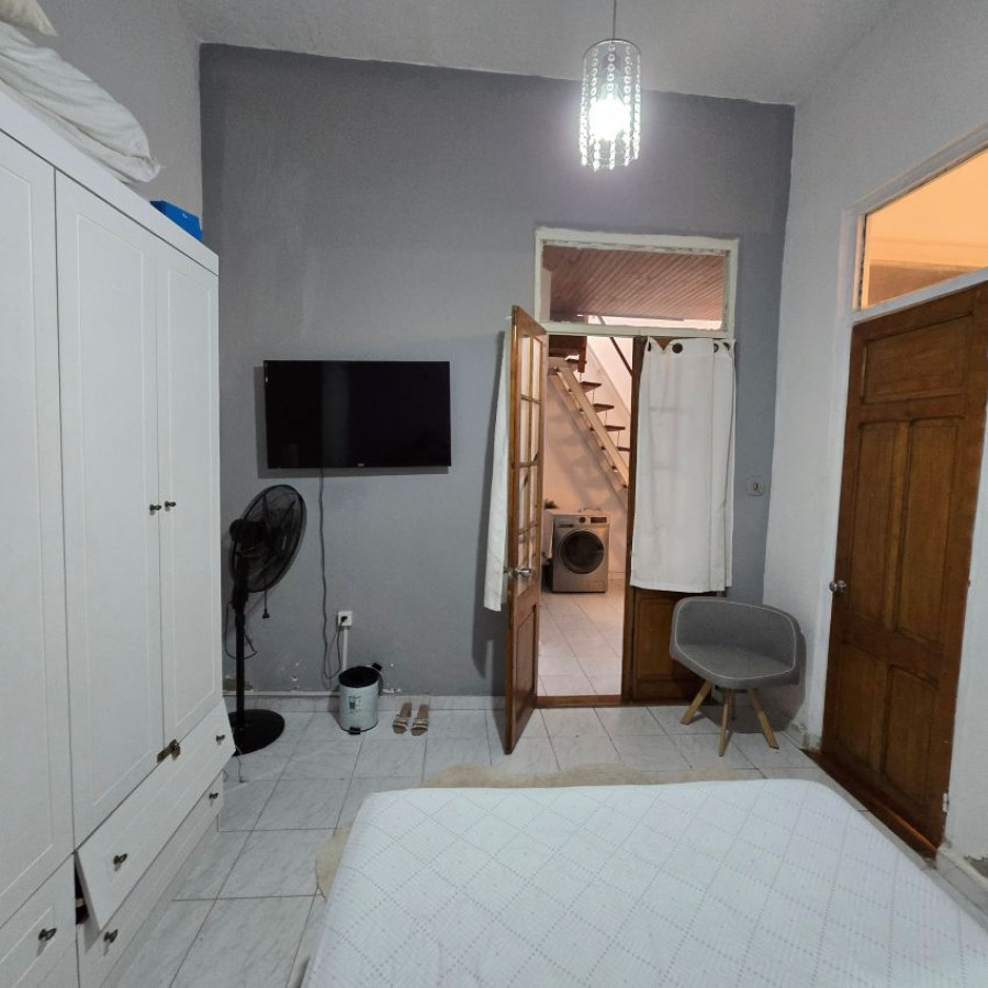 Casa ID.72 - Venta Casa en Tres Cruces 3 dormitorios con acceso a azotea y Renta