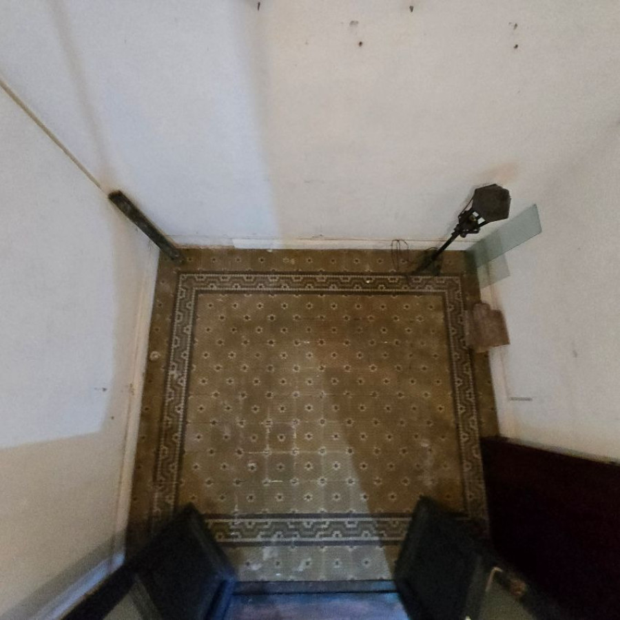 Casa ID.260 - Alquiler casa planta alta 5 dormitorios o más, 2 baños, azotea de uso exclusivo, Centro.