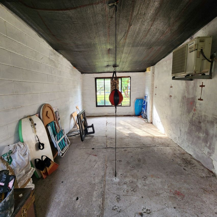 Casa ID.28 - Venta Casa Ciudad De La Costa 1 Dormitorio, Cochera Y Terreno De 900 Mts2