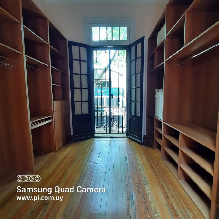 Casa ID.38 - Venta Casa De Altos En El Centro De 3 O 4 Dormitorios