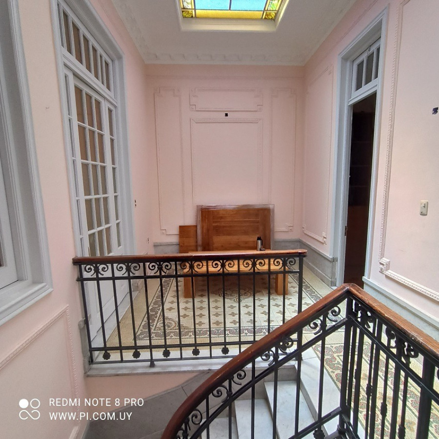 Casa ID.38 - Venta Casa De Altos En El Centro De 3 O 4 Dormitorios