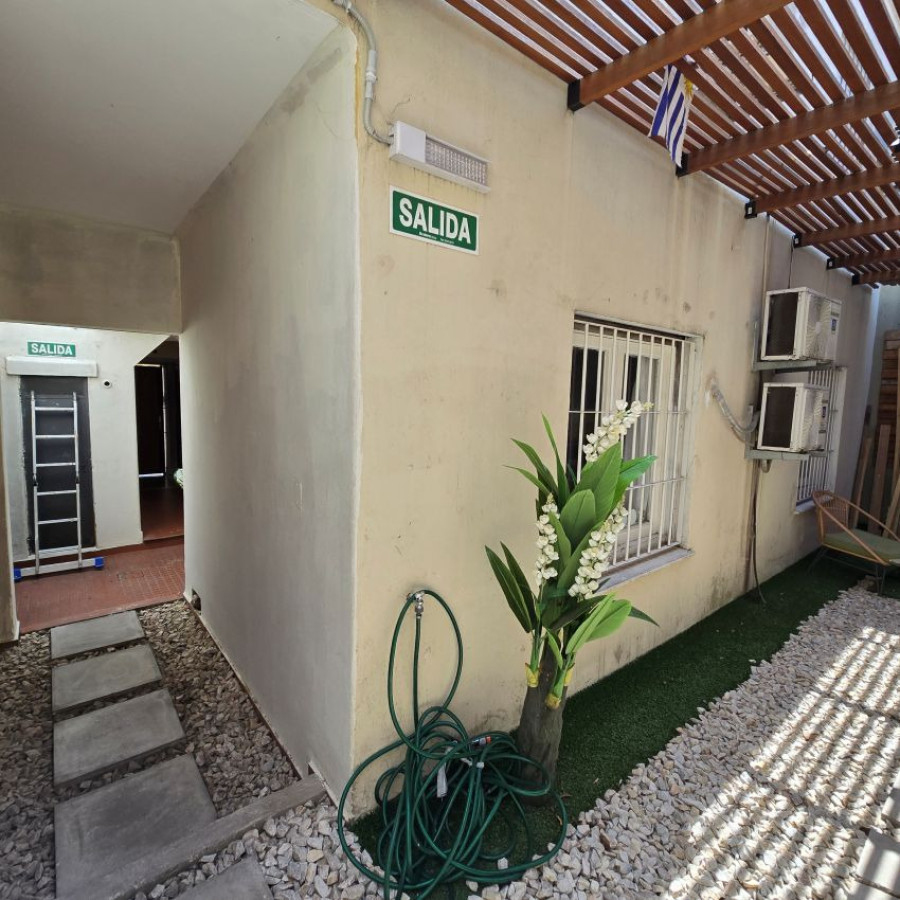 Casa ID.110 - Alquiler Casa Tres Cruces 2 dormitorios opción amoblada