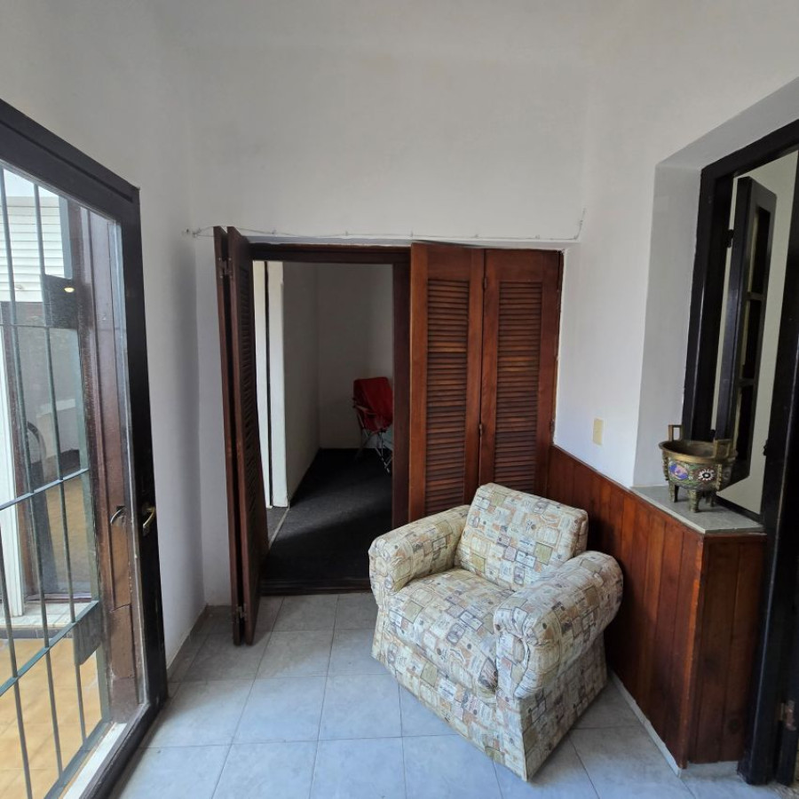 Casa ID.100 - Venta casa Barrio Sur 3 dormitorios y parrillero.