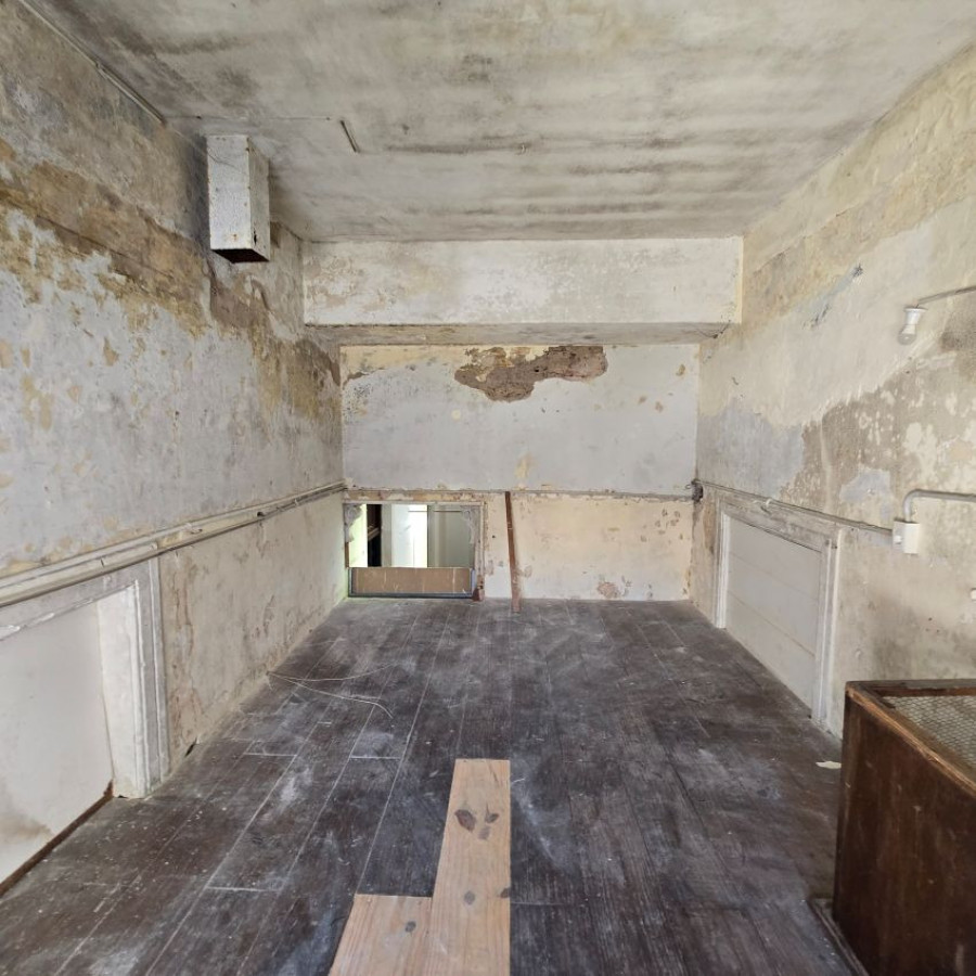 Casa ID.260 - Alquiler casa planta alta 5 dormitorios o más, 2 baños, azotea de uso exclusivo, Centro.