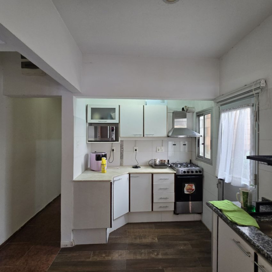 Casa ID.110 - Alquiler Casa Tres Cruces 2 dormitorios opción amoblada