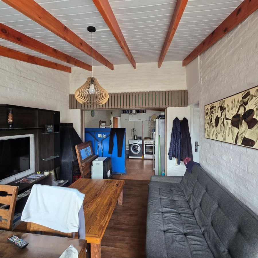 Casa ID.205 - Venta casa, 2 dormitorios, gran terreno, con renta, financiado parcialmente, El Pinar, Ciudad de la Costa