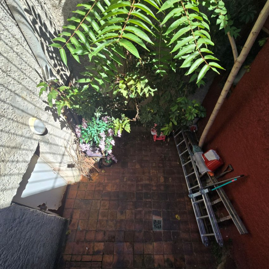 Casa ID.163 - Venta casa Parque Batlle a reciclar 3 dormitorios, 3 baños, fondo, garaje.