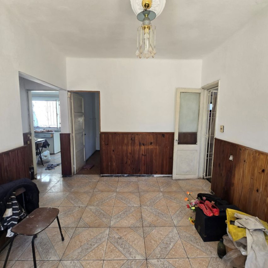 Casa ID.254 - Venta casa, 2 dormitorios,  garaje y fondo, Paso de las Duranas.