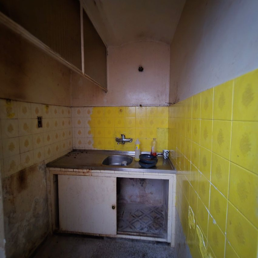 Casa ID.115 - Venta casa en Parque Rodó 2 dormitorios, sótano y azotea.