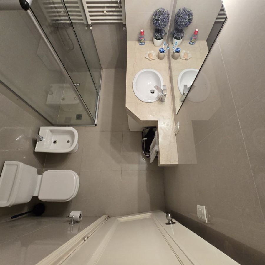 Casa ID.173 - Alquiler casa en Punta Carretas 3 a 4 dormitorios, 4 baños, garaje y barbacoa.