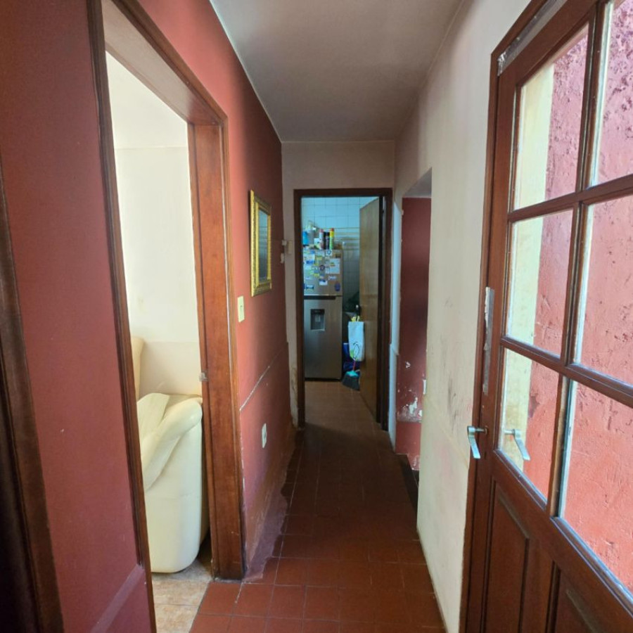 Casa ID.163 - Venta casa Parque Batlle a reciclar 3 dormitorios, 3 baños, fondo, garaje.