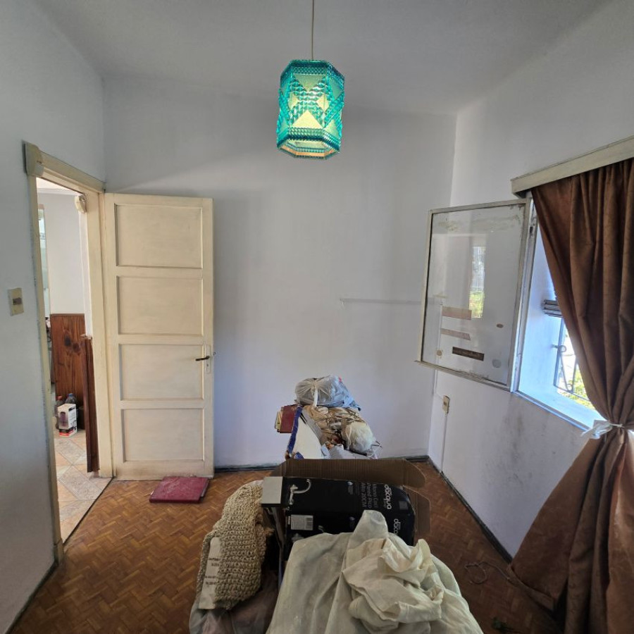 Casa ID.254 - Venta casa, 2 dormitorios,  garaje y fondo, Paso de las Duranas.