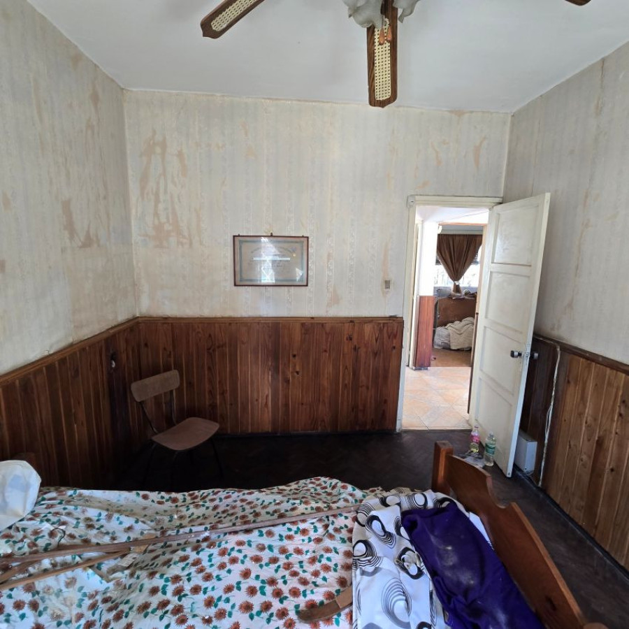 Casa ID.254 - Venta casa, 2 dormitorios,  garaje y fondo, Paso de las Duranas.