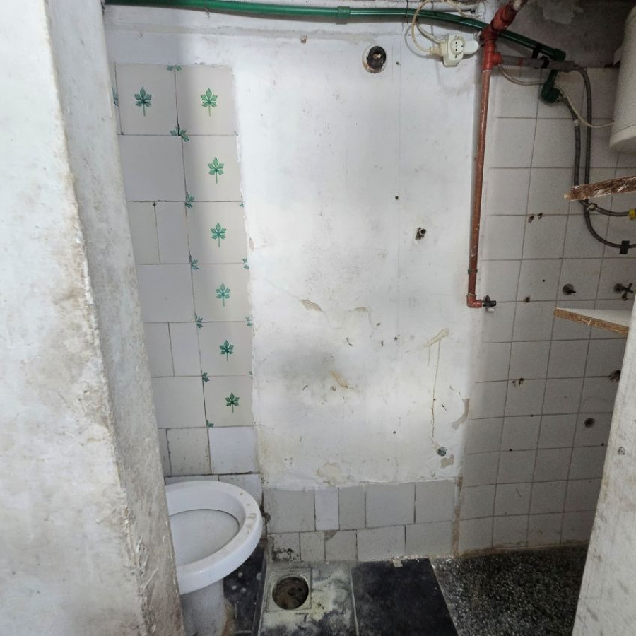 Casa ID.260 - Alquiler casa planta alta 5 dormitorios o más, 2 baños, azotea de uso exclusivo, Centro.