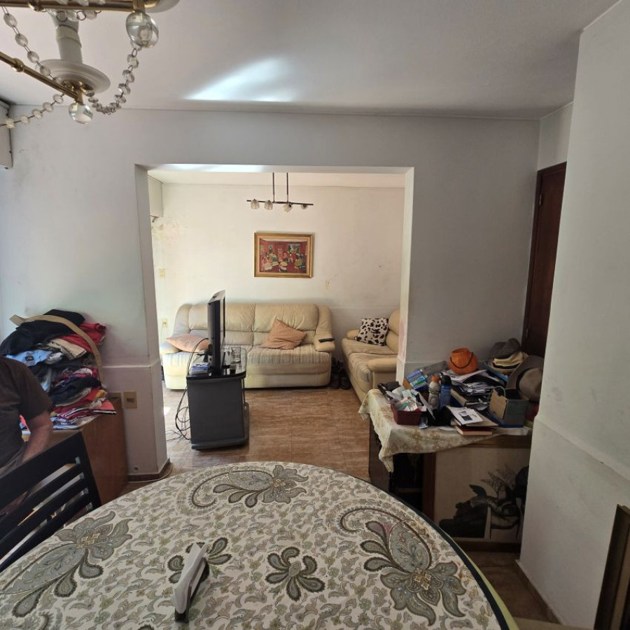 Casa ID.163 - Venta casa Parque Batlle a reciclar 3 dormitorios, 3 baños, fondo, garaje.