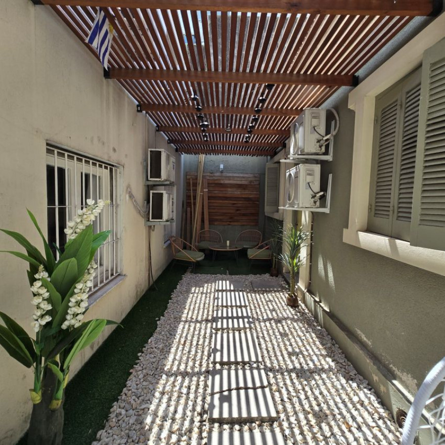 Casa ID.110 - Alquiler Casa Tres Cruces 2 dormitorios opción amoblada