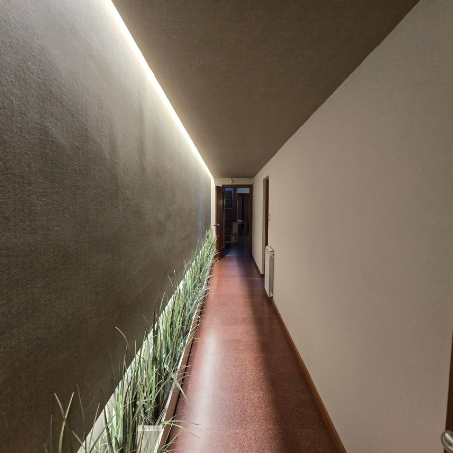 Casa ID.173 - Alquiler casa en Punta Carretas 3 a 4 dormitorios, 4 baños, garaje y barbacoa.