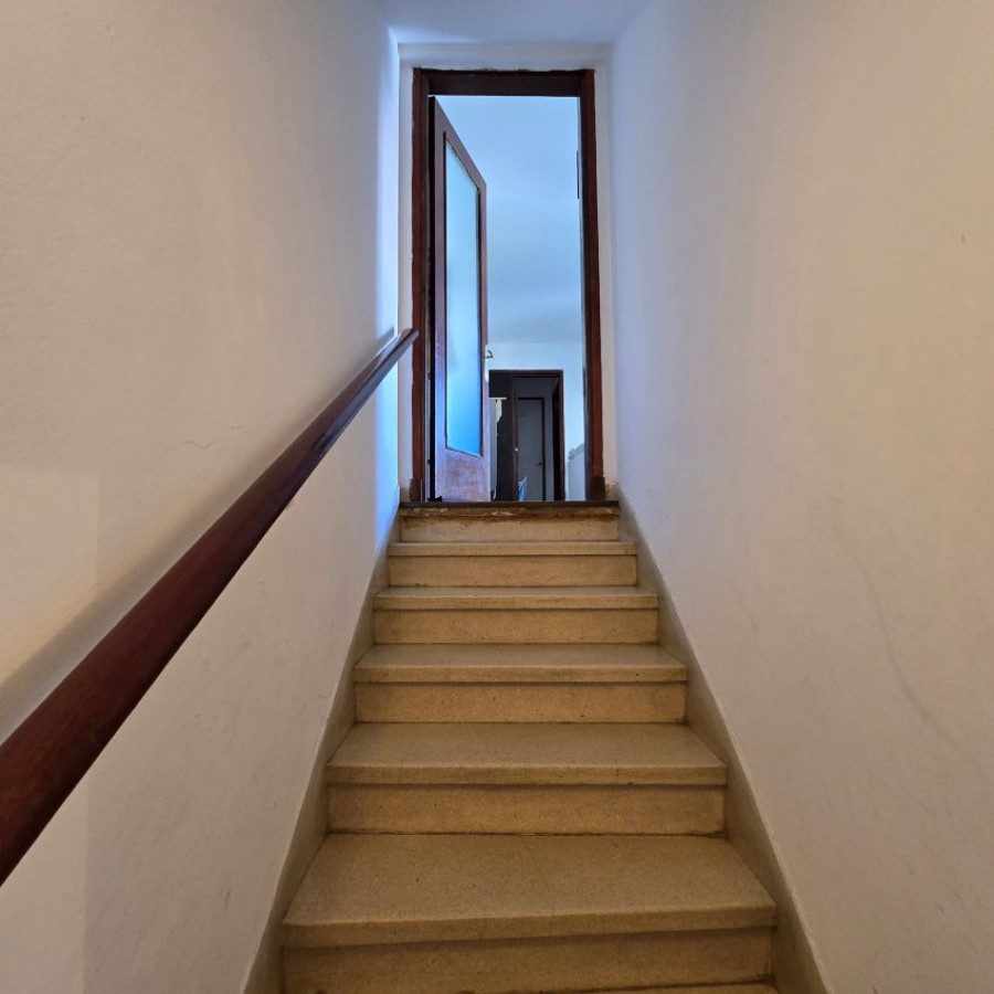 Casa ID.181 - Venta casa Malvin 2 dormitorios con barbacoa y garaje.