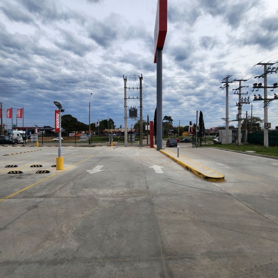 Local Comercial ID.36 - Alquiler Locales Comerciales En Barros Blancos Predio Ta Ta.
