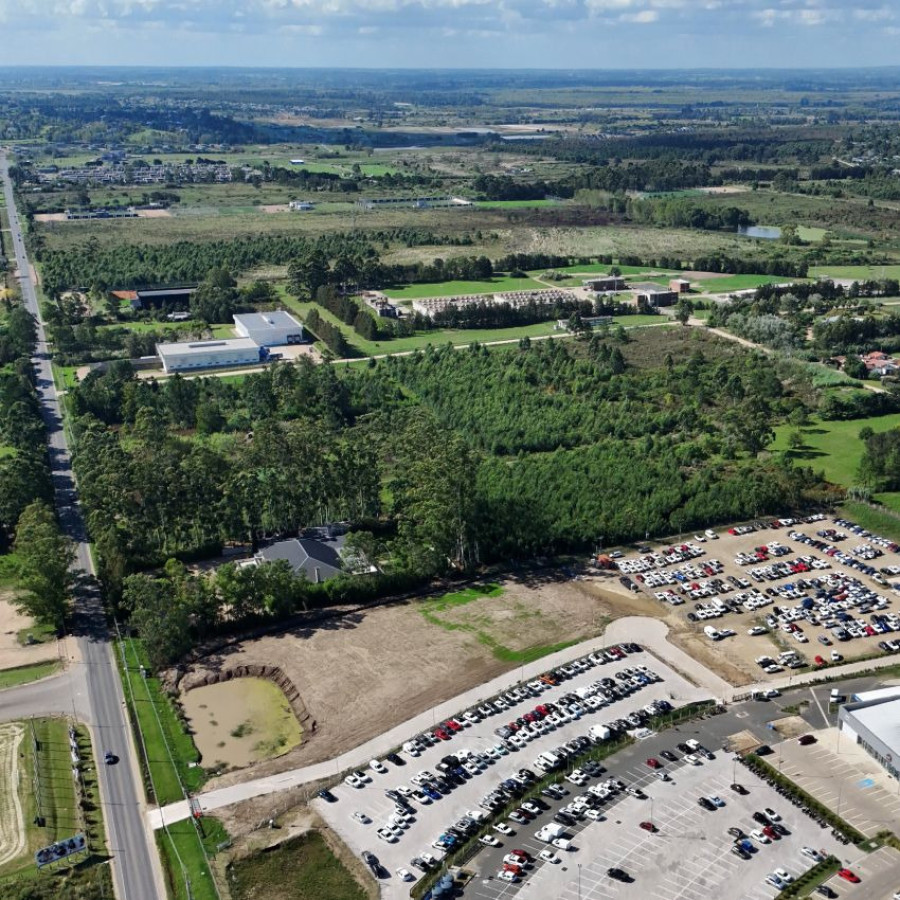 Terreno ID.176 - Venta terreno Canelones, Ciudad de la Costa a metros de Car One