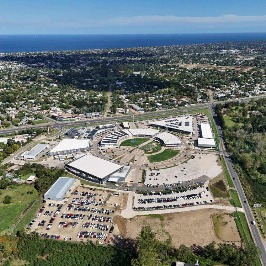 Terreno ID.176 - Venta terreno Canelones, Ciudad de la Costa a metros de Car One