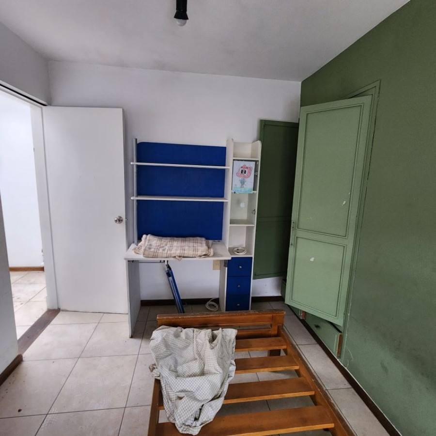 Oficina ID.21 - Venta En Maroñas Local Comercial Con Apartamentos. 