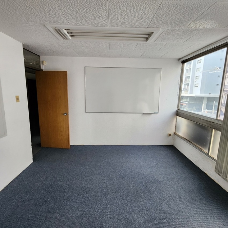 Oficina ID.22 - Venta Oficinas En 18 De Julio.