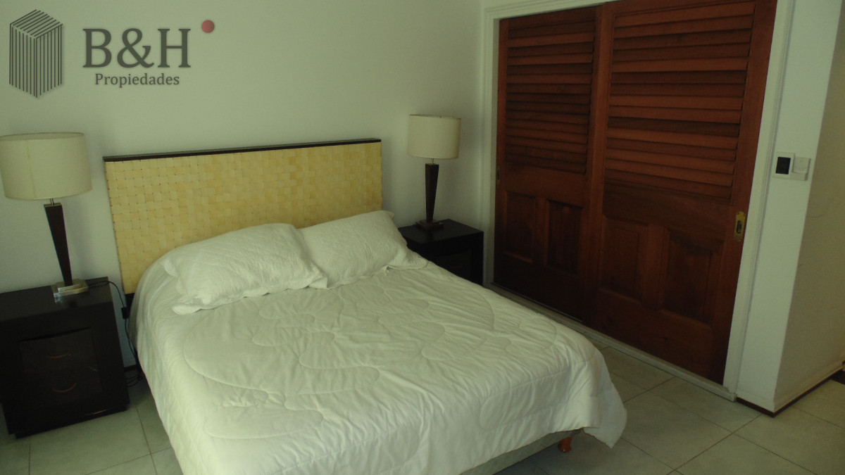 Apartamento ID.4695 - APARTAMENTO EN PUERTO DE PUNTA DEL ESTE DE 3 DORMITORIOS EN SUITE,  DEP. SERV,   BAÑOS