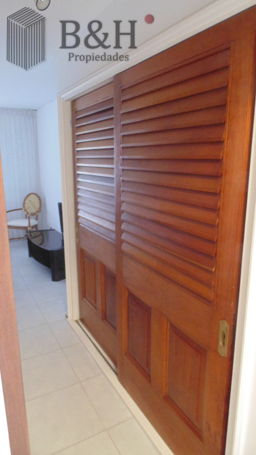 Apartamento ID.4695 - APARTAMENTO EN PUERTO DE PUNTA DEL ESTE DE 3 DORMITORIOS EN SUITE,  DEP. SERV,   BAÑOS