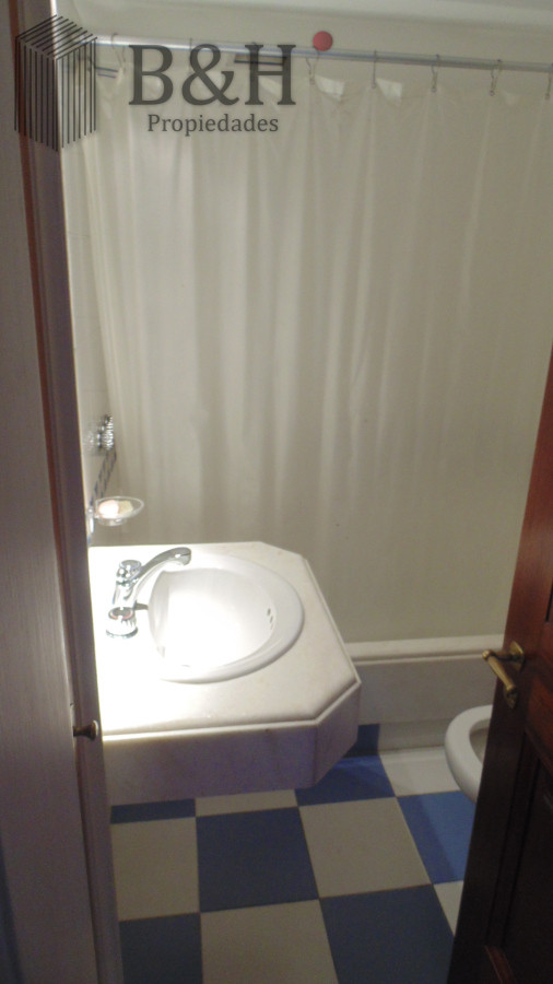 Apartamento ID.4695 - APARTAMENTO EN PUERTO DE PUNTA DEL ESTE DE 3 DORMITORIOS EN SUITE,  DEP. SERV,   BAÑOS
