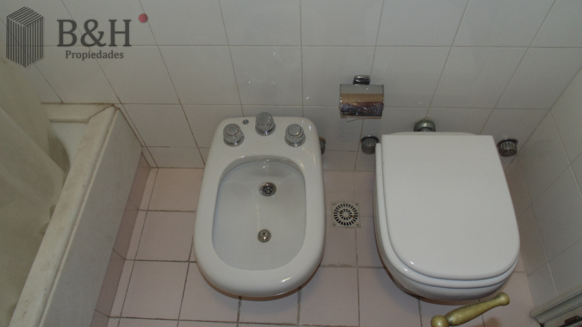 Apartamento ID.4695 - APARTAMENTO EN PUERTO DE PUNTA DEL ESTE DE 3 DORMITORIOS EN SUITE,  DEP. SERV,   BAÑOS