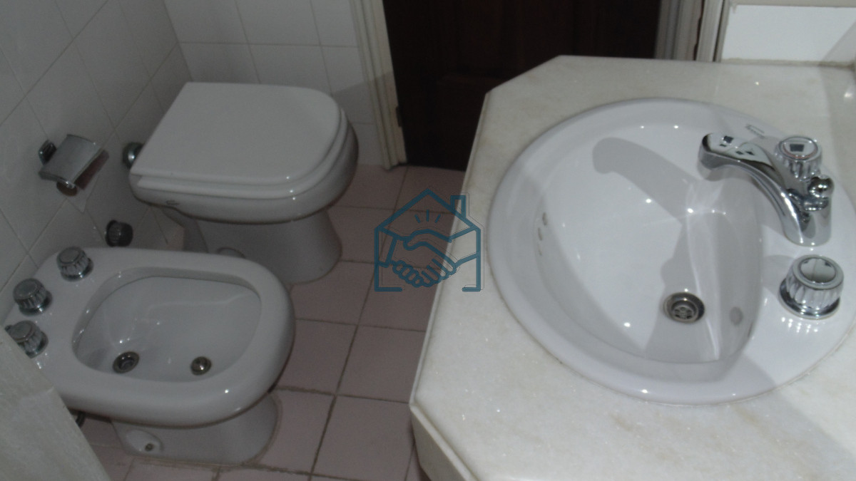 Apartamento ID.1392/APARTAMENTO-EN-PUERTO-DE-PUNTA-DEL-ESTE-DE-3-DORMITORIOS-EN-SUITE,--DEP.-SERV,---BAÑOS - APARTAMENTO EN PUERTO DE PUNTA DEL ESTE DE 3 DORMITORIOS EN SUITE,  DEP. SERV,   BAÑOS