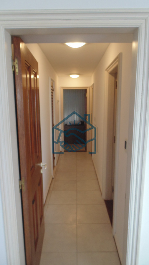 Apartamento ID.1392/APARTAMENTO-EN-PUERTO-DE-PUNTA-DEL-ESTE-DE-3-DORMITORIOS-EN-SUITE,--DEP.-SERV,---BAÑOS - APARTAMENTO EN PUERTO DE PUNTA DEL ESTE DE 3 DORMITORIOS EN SUITE,  DEP. SERV,   BAÑOS