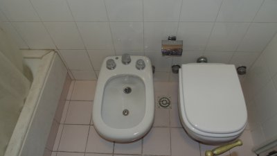 Apartamento ID.1392/APARTAMENTO-EN-PUERTO-DE-PUNTA-DEL-ESTE-DE-3-DORMITORIOS-EN-SUITE,--DEP.-SERV,---BAÑOS - APARTAMENTO EN PUERTO DE PUNTA DEL ESTE DE 3 DORMITORIOS EN SUITE,  DEP. SERV,   BAÑOS