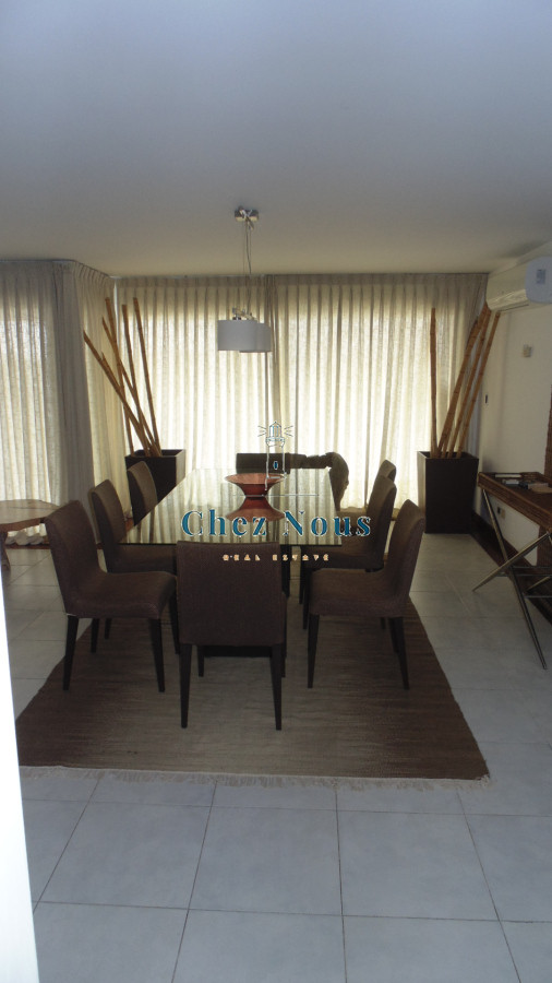 Apartamento ID.1287 - APARTAMENTO EN PUERTO DE PUNTA DEL ESTE DE 3 DORMITORIOS EN SUITE,  DEP. SERV,   BAÑOS