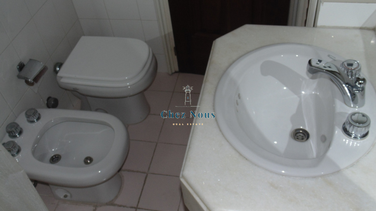 Apartamento ID.1287 - APARTAMENTO EN PUERTO DE PUNTA DEL ESTE DE 3 DORMITORIOS EN SUITE,  DEP. SERV,   BAÑOS