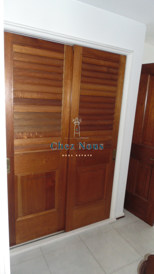 Apartamento ID.1287 - APARTAMENTO EN PUERTO DE PUNTA DEL ESTE DE 3 DORMITORIOS EN SUITE,  DEP. SERV,   BAÑOS