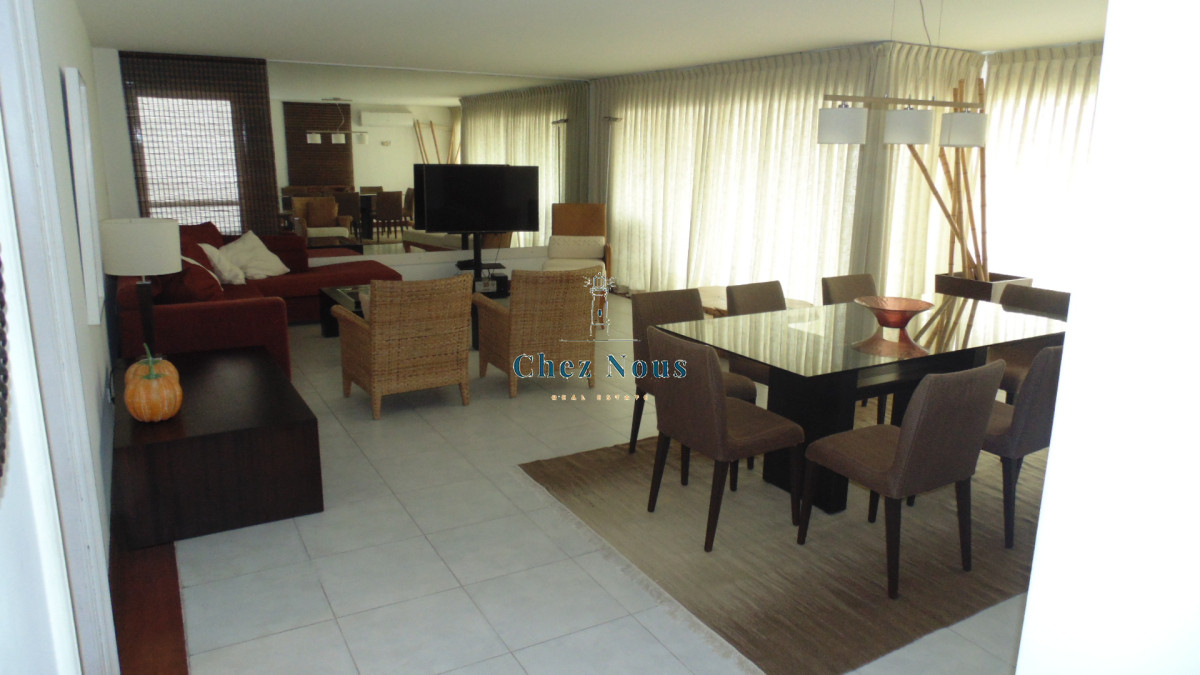 Apartamento ID.1287 - APARTAMENTO EN PUERTO DE PUNTA DEL ESTE DE 3 DORMITORIOS EN SUITE,  DEP. SERV,   BAÑOS