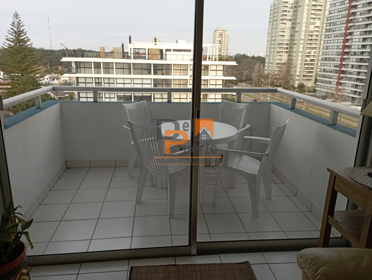 Apartamento ID.4 - APARTAMENTO DE 2 DORMITORIOS Y 2 BAÑOS SOBRE ROOSEVELT